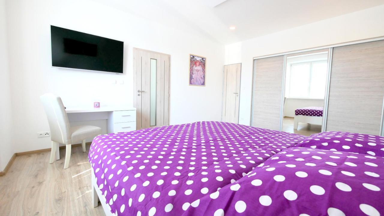 Apartman U Louckeho Klastera 2 Plus Kk Znojmo Zewnętrze zdjęcie